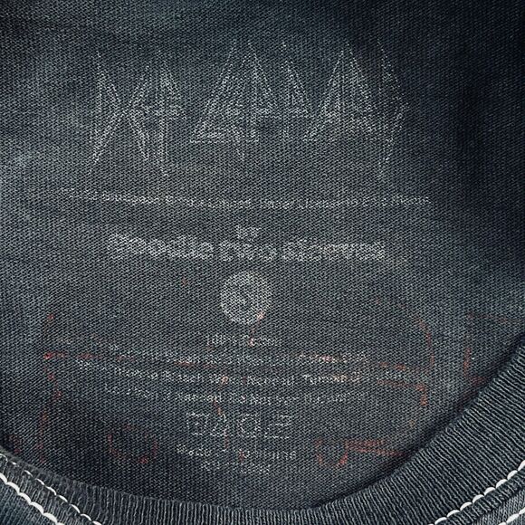 83' Def Leppard Pyromania United States Tour Tee Shirt Adult Small Black Reprint - Picture 3 of 10
